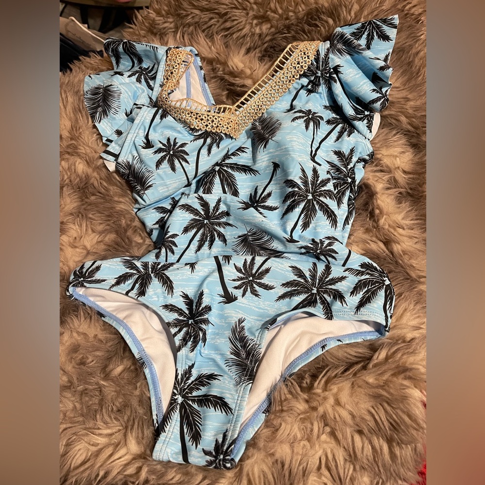 blibean Girls Swimwear One Piece Swimsuit Kids Ruffle Bathing Suits Size M